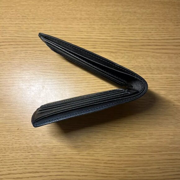 Louis Vuitton Wallet - Picture 5 of 5